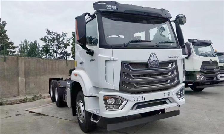 Sinotruk 2023 New Howo Tractor Head Truck for Sale in Namibia