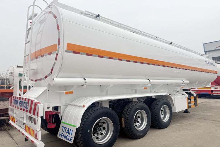 Tri Axle Diesel Tanker Trailer for Sale in Namibia