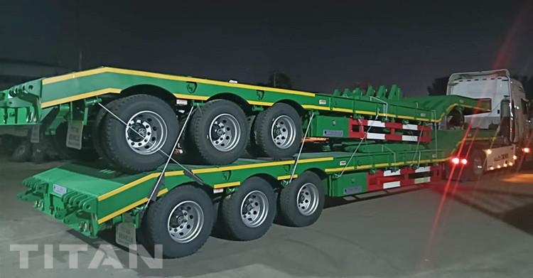 3 Axle Low Bed Trailer Truck for Sale in Namibia