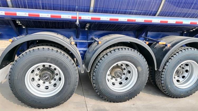 Stainless Steel Oil Tanker Trailers for Sale in Namibia Walvis Bay