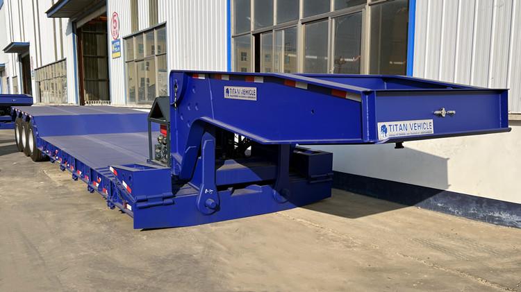 3 Axle 80 Ton Hydraulic Lowboy Detachable Gooseneck Trailer for Sale in Namibia