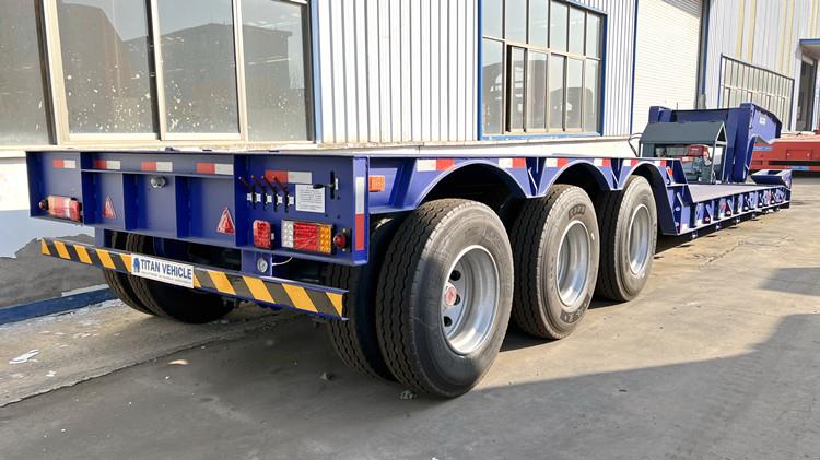 3 Axle 80 Ton Hydraulic Lowboy Detachable Gooseneck Trailer for Sale in Namibia