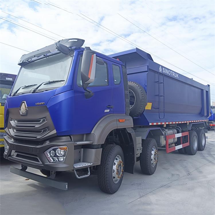 Sinotruk Howo 8x4 Dump Truck