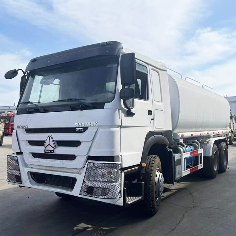 Used Howo Fuel Tanker Trucks